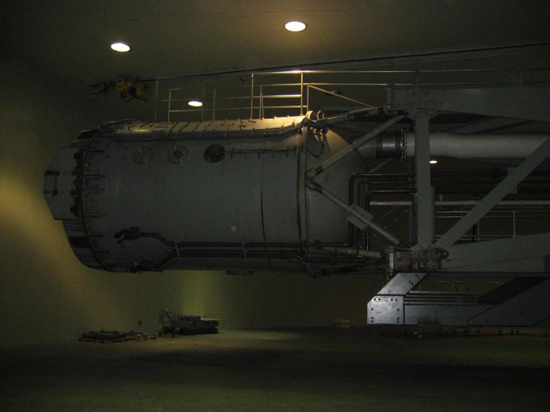 5401_end_chamber_on_centrifuge1.jpg