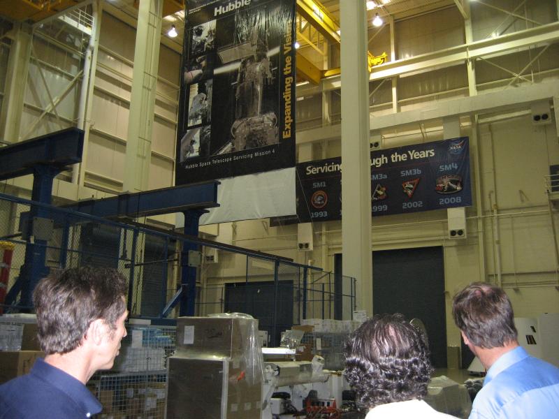5411_looking_up_in_Bldg_29.jpg