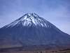 Volcan_Licancabur_close_up.jpg